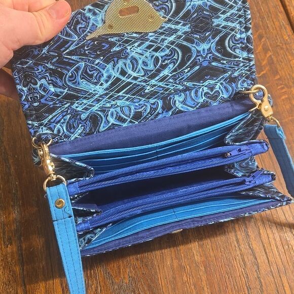 Blue and Gold Crossbody Bag with Swirling Pattern and Metal Clasp - Picture 4 of 9